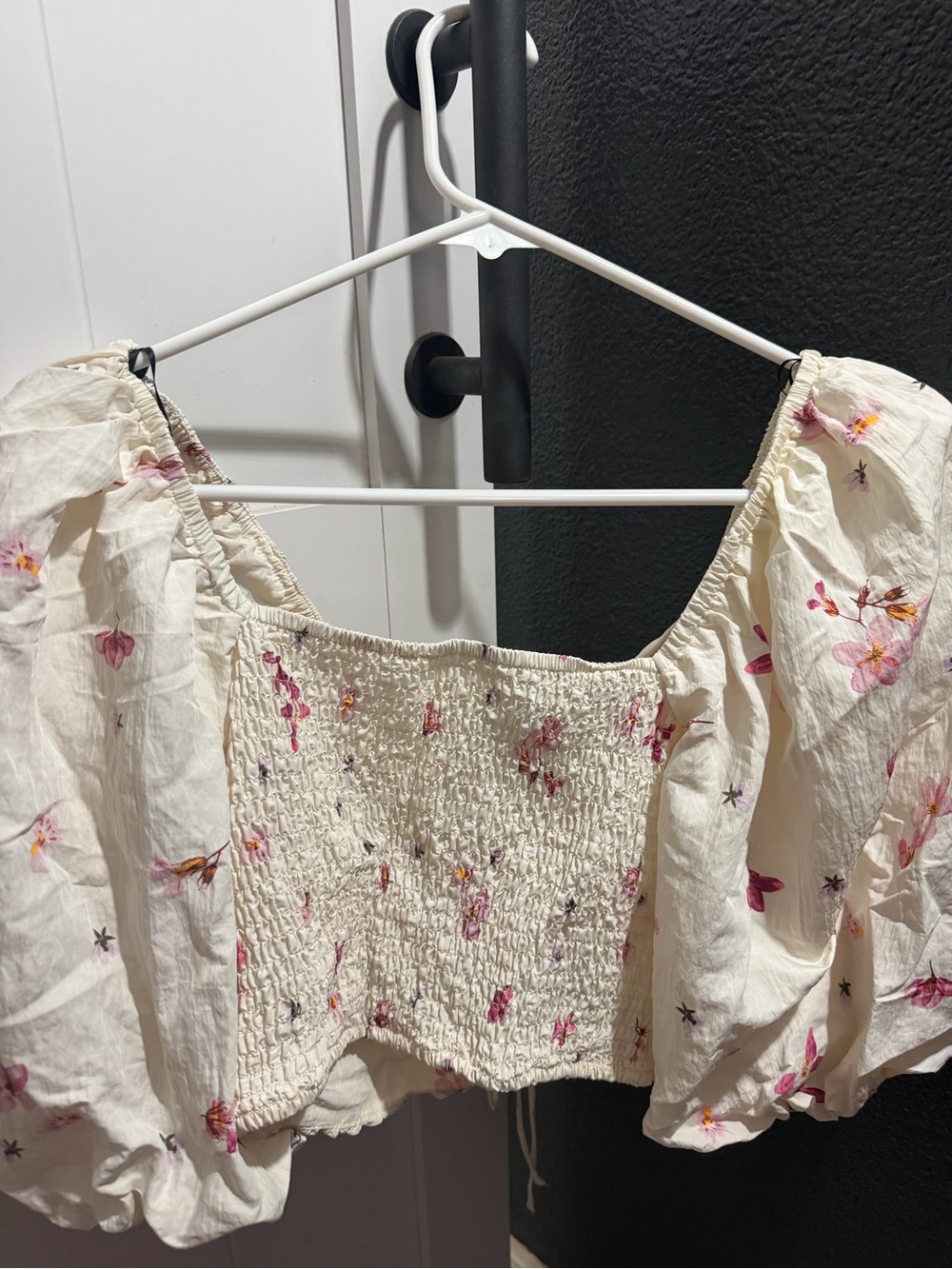 Crop top bundle - Picture 2 of 10